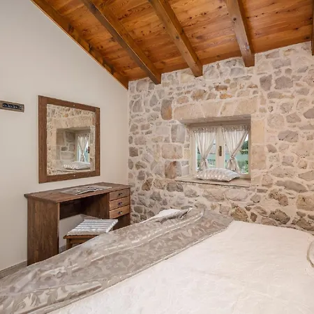 Lovely In With Private Pool